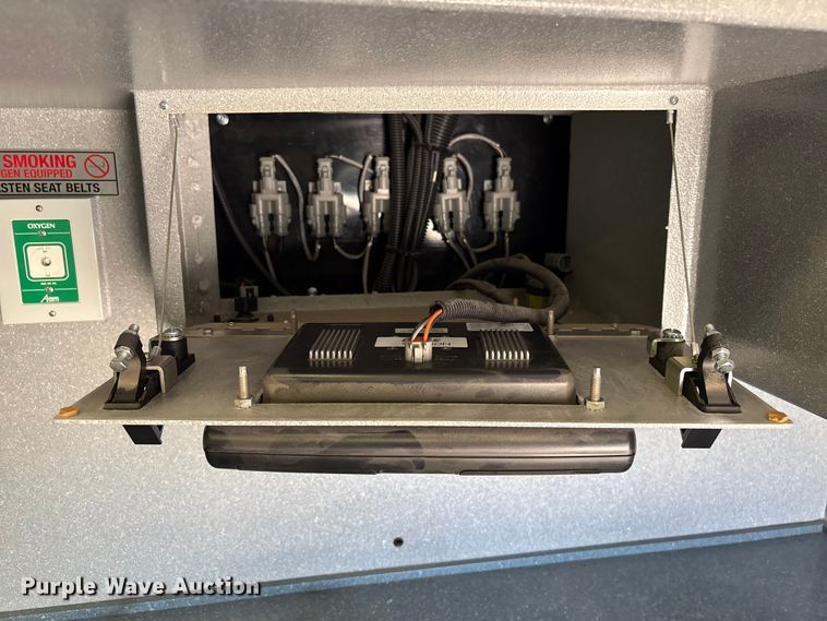 image for item FG2780 2010 Ford E450 ambulance