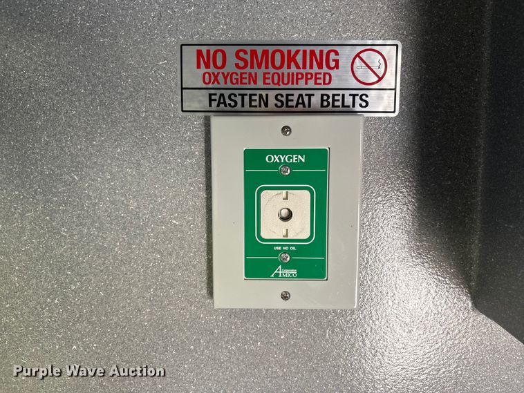 image for item FG2780 2010 Ford E450 ambulance