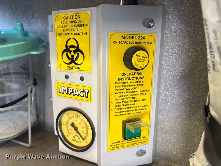 image for item FG2780 2010 Ford E450 ambulance