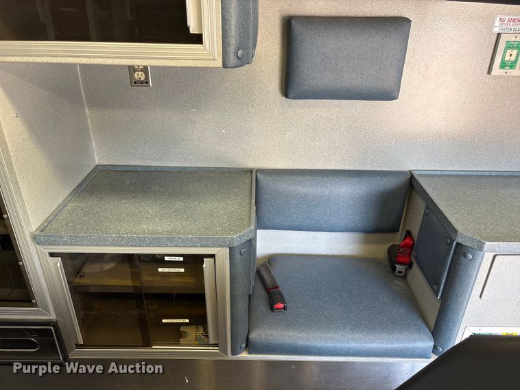 image for item FG2780 2010 Ford E450 ambulance