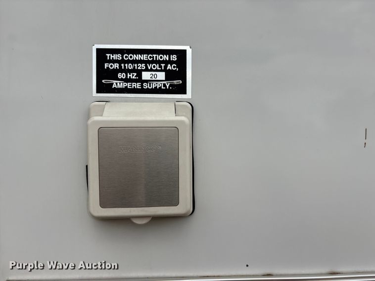 image for item FG2815 1994 Ford E350 ambulance