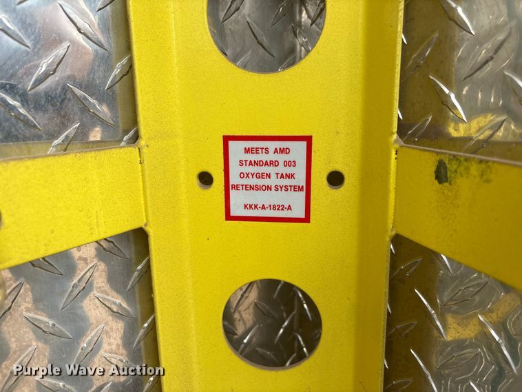 image for item FG2815 1994 Ford E350 ambulance