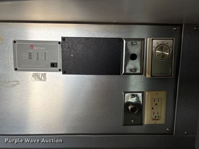 image for item FG2815 1994 Ford E350 ambulance