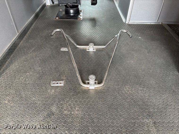 image for item FG2815 1994 Ford E350 ambulance