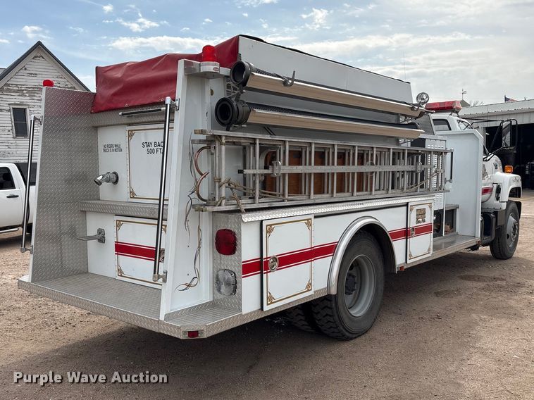image for item FG2816 1994 GMC C7 pumper fire truck