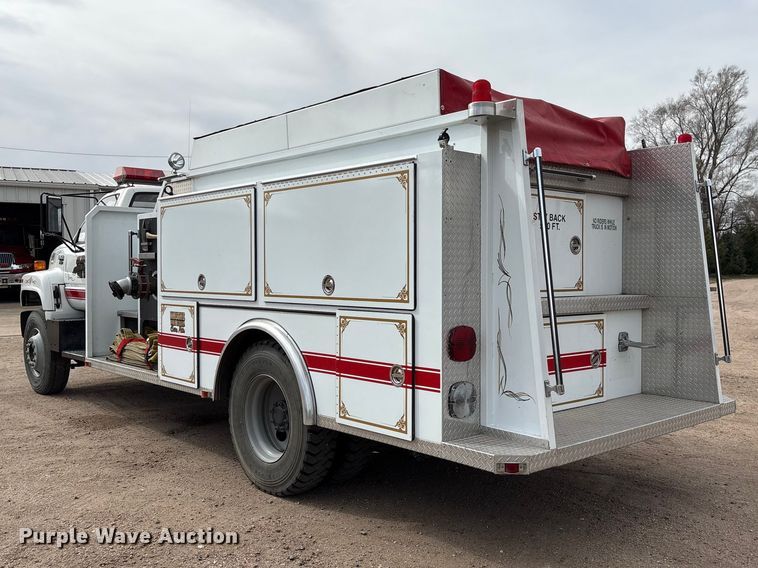 image for item FG2816 1994 GMC C7 pumper fire truck
