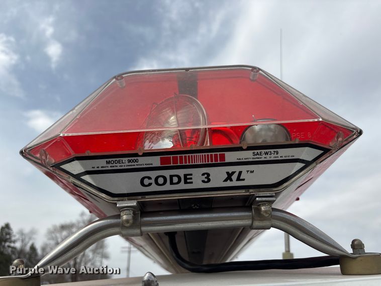 image for item FG2816 1994 GMC C7 pumper fire truck