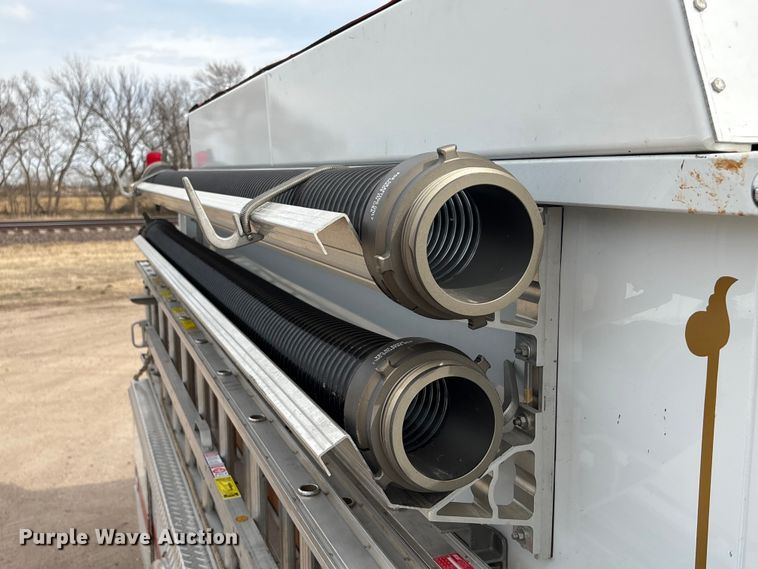 image for item FG2816 1994 GMC C7 pumper fire truck