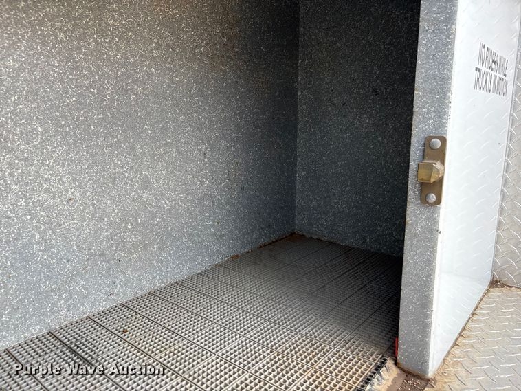 image for item FG2816 1994 GMC C7 pumper fire truck