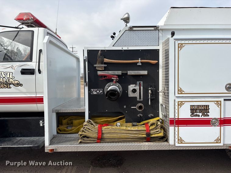 image for item FG2816 1994 GMC C7 pumper fire truck