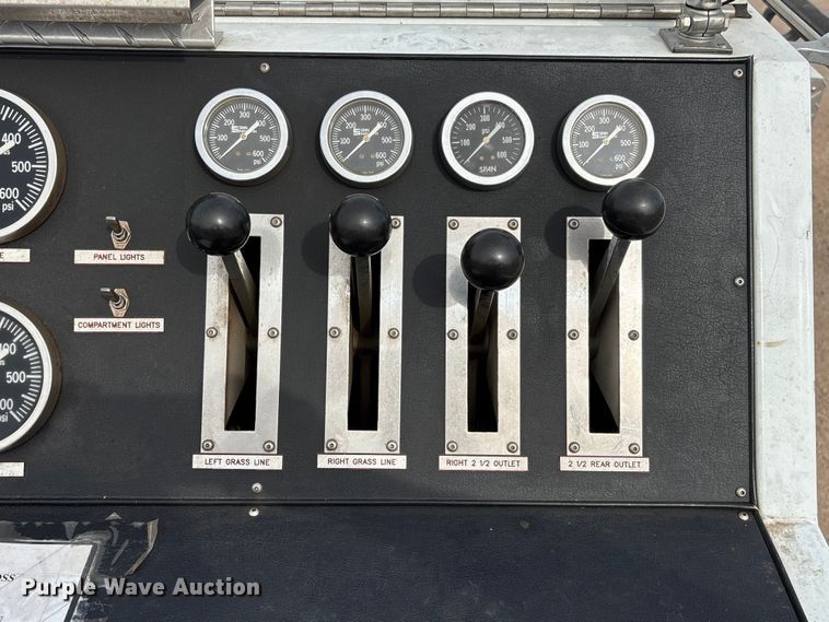 image for item FG2816 1994 GMC C7 pumper fire truck