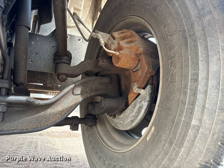 image for item FG2816 1994 GMC C7 pumper fire truck