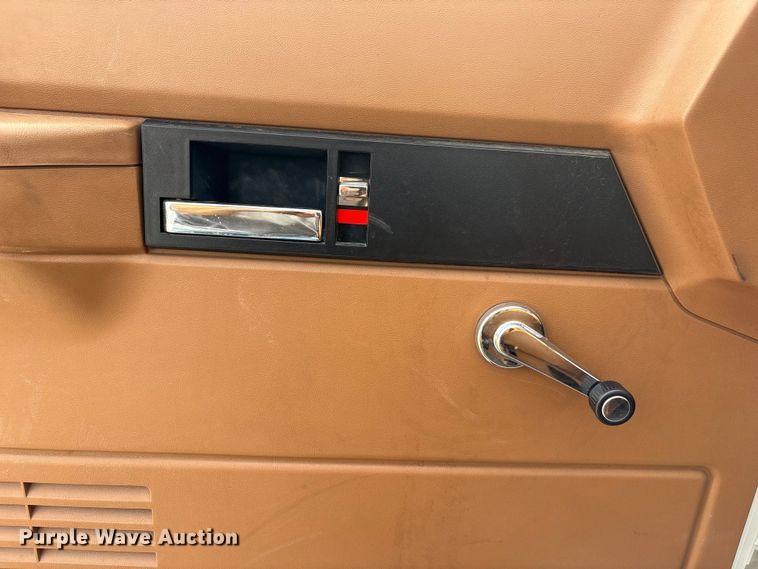 image for item FG2816 1994 GMC C7 pumper fire truck