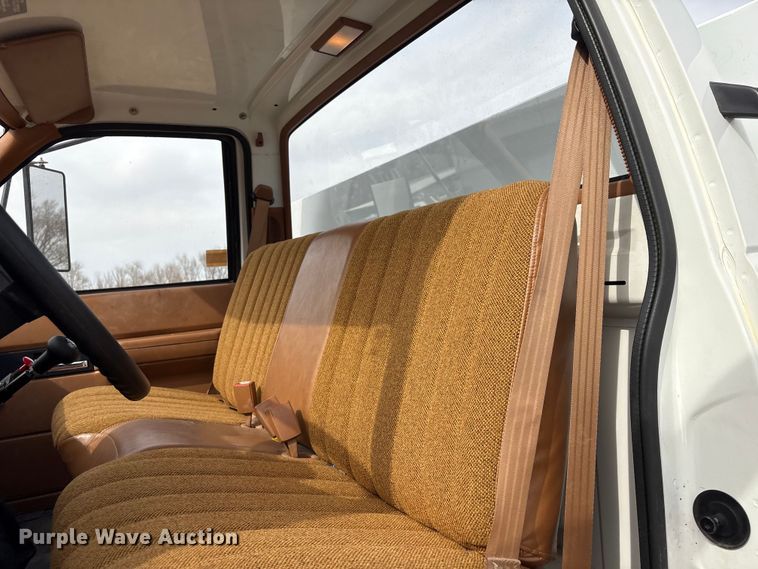 image for item FG2816 1994 GMC C7 pumper fire truck