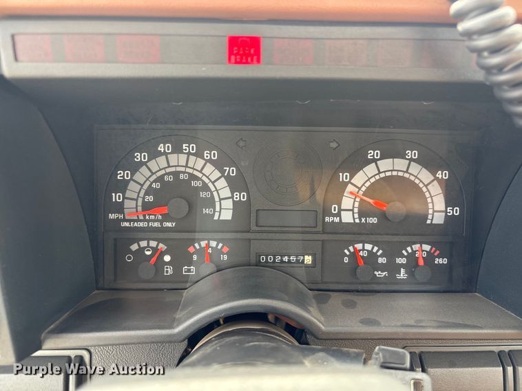 image for item FG2816 1994 GMC C7 pumper fire truck