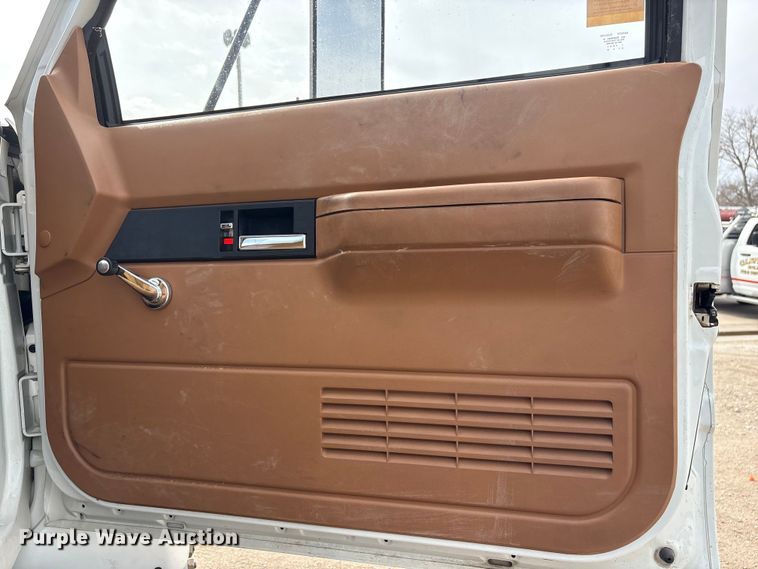 image for item FG2816 1994 GMC C7 pumper fire truck