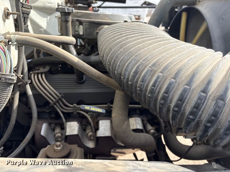 image for item FG2816 1994 GMC C7 pumper fire truck