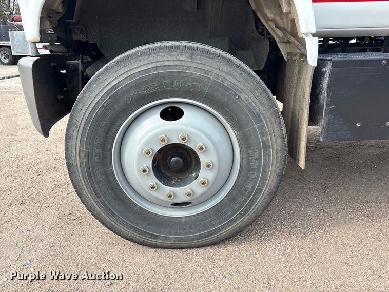 image for item FG2816 1994 GMC C7 pumper fire truck