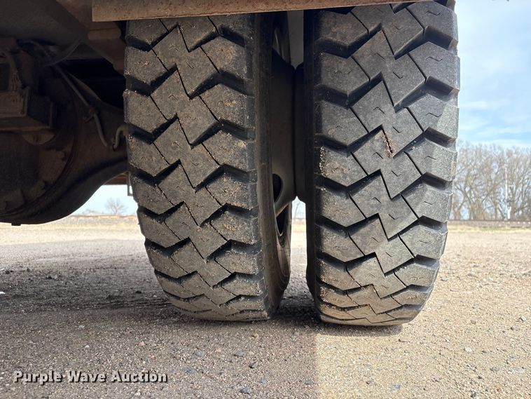 image for item FG2816 1994 GMC C7 pumper fire truck