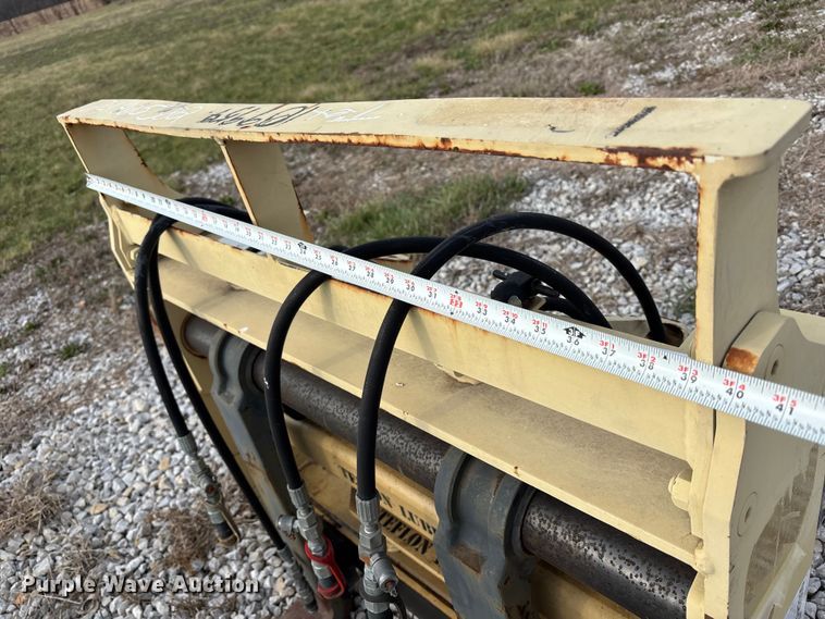 image for item FH7010 JLG forks