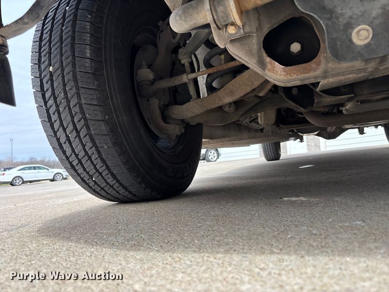 image for item FH7012 2018 Chevrolet Express 3500 van