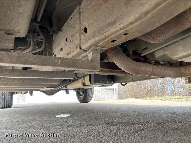 image for item FH7012 2018 Chevrolet Express 3500 van