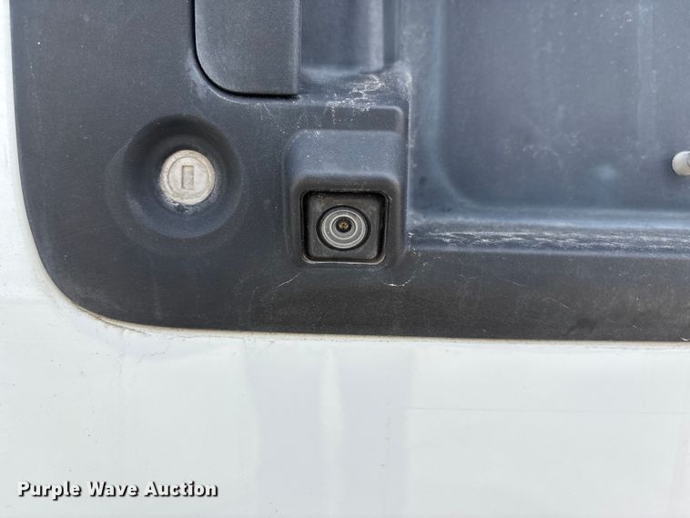 image for item FH7012 2018 Chevrolet Express 3500 van