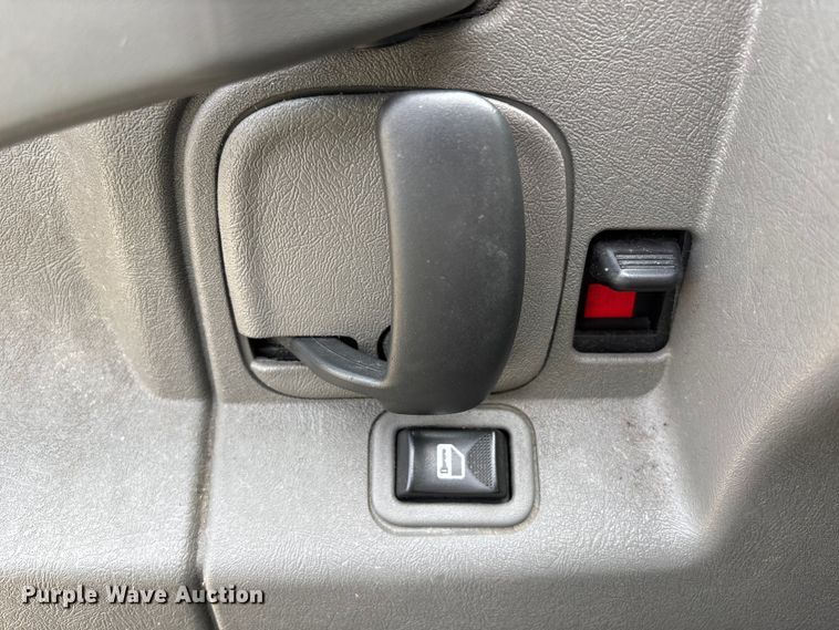 image for item FH7012 2018 Chevrolet Express 3500 van