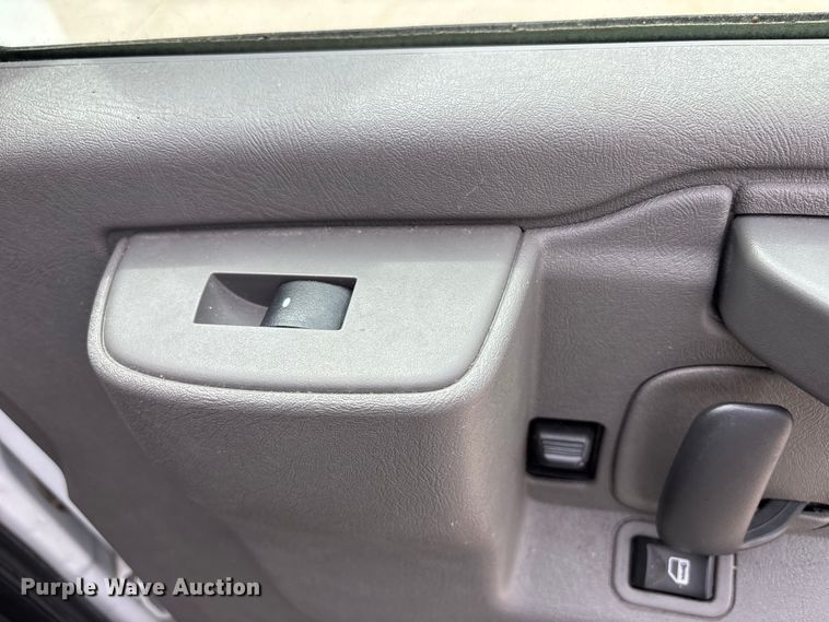 image for item FH7012 2018 Chevrolet Express 3500 van