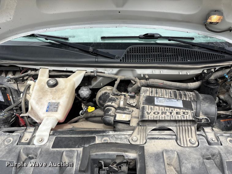 image for item FH7012 2018 Chevrolet Express 3500 van