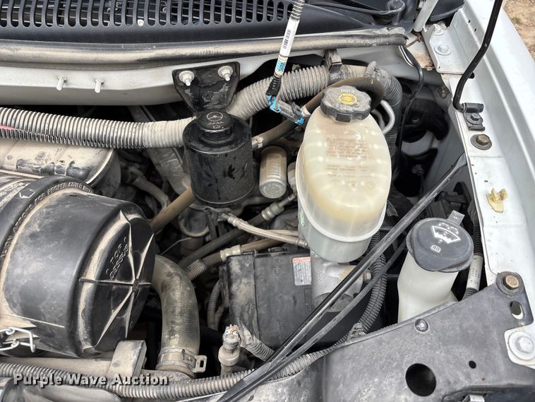 image for item FH7012 2018 Chevrolet Express 3500 van