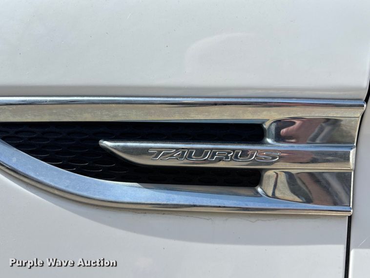 image for item FH7013 2018 Ford Taurus 