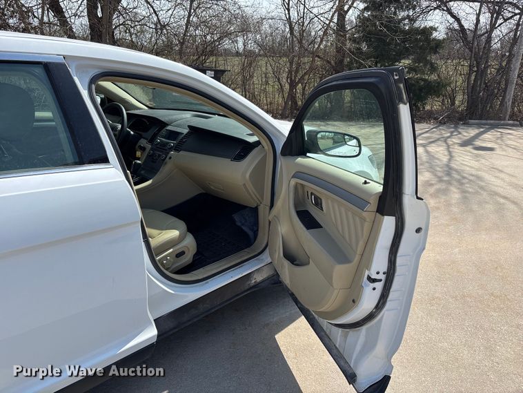 image for item FH7013 2018 Ford Taurus 