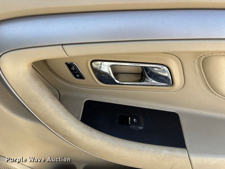 image for item FH7013 2018 Ford Taurus 