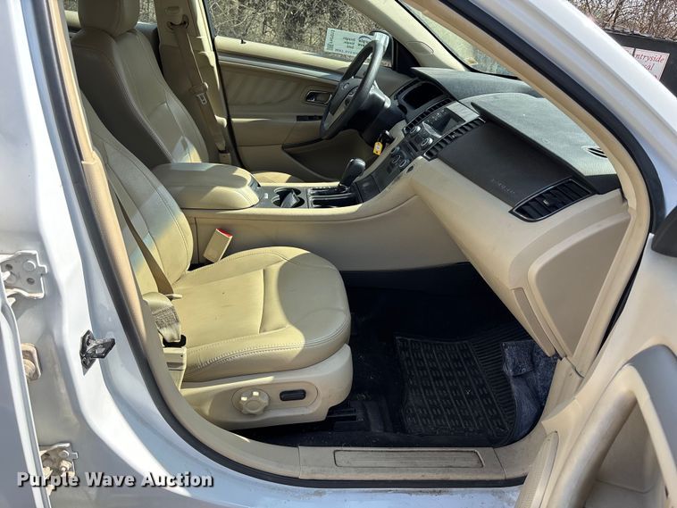 image for item FH7013 2018 Ford Taurus 