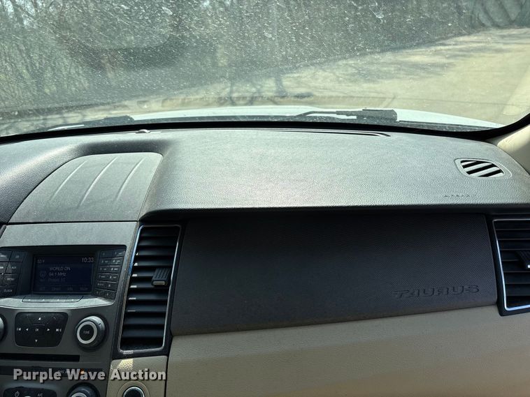 image for item FH7013 2018 Ford Taurus 