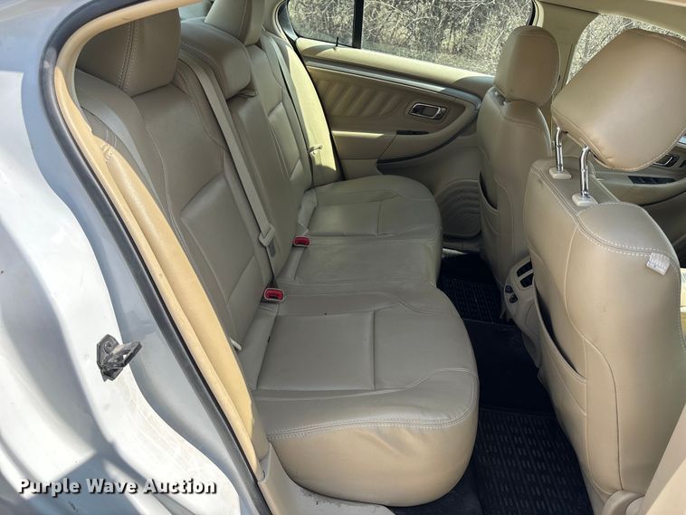 image for item FH7013 2018 Ford Taurus 