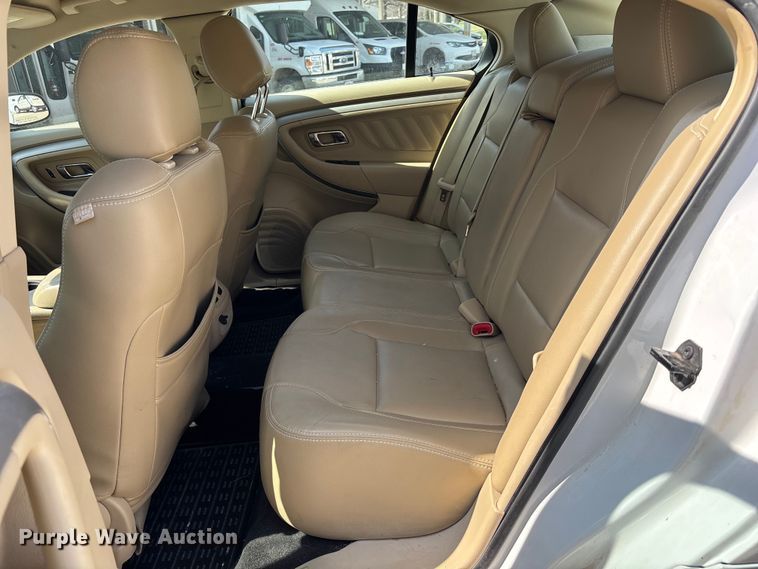 image for item FH7013 2018 Ford Taurus 