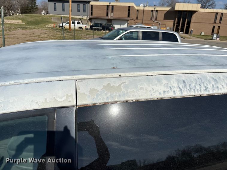 image for item FI0791 2001 Dodge Caravan van