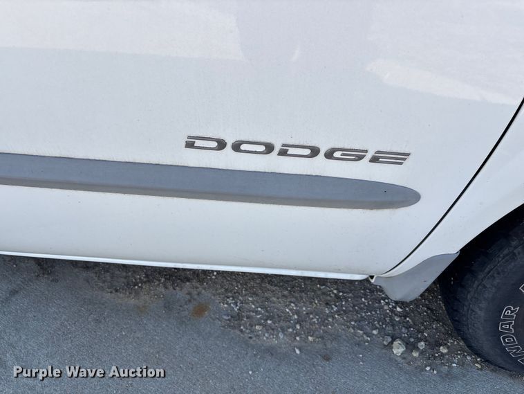 image for item FI0791 2001 Dodge Caravan van