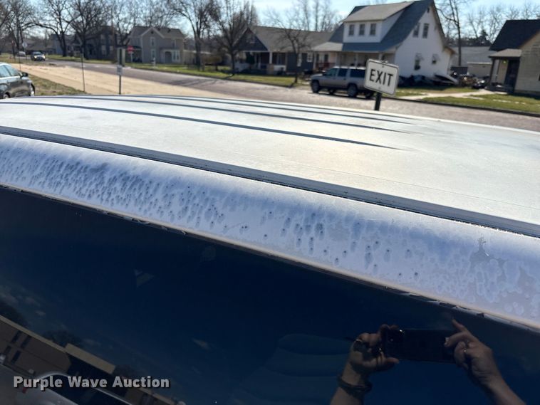 image for item FI0791 2001 Dodge Caravan van