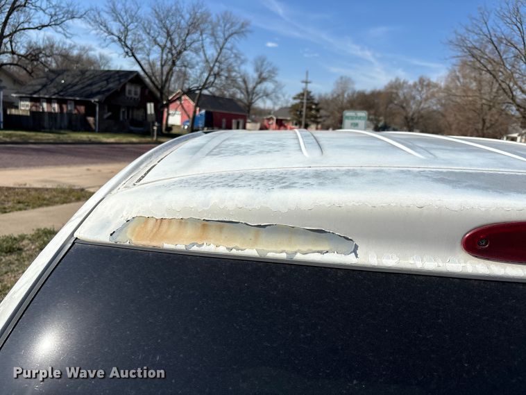 image for item FI0791 2001 Dodge Caravan van