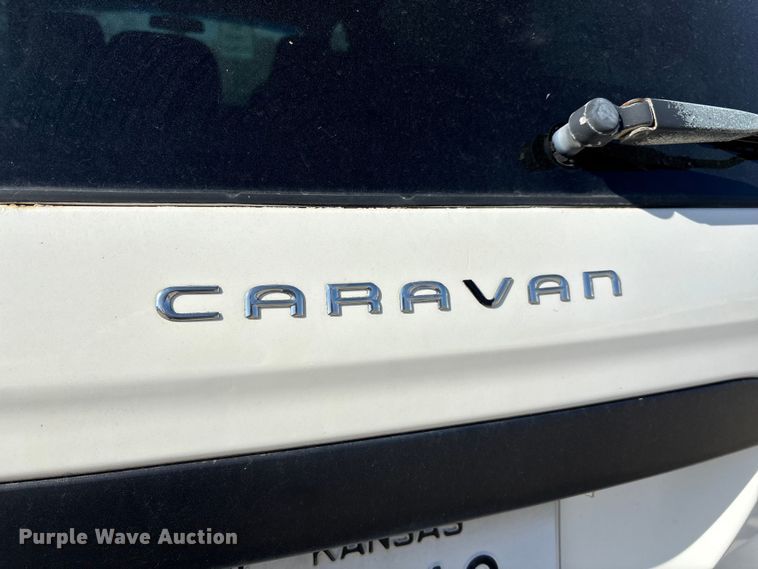 image for item FI0791 2001 Dodge Caravan van