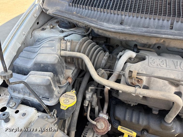 image for item FI0791 2001 Dodge Caravan van