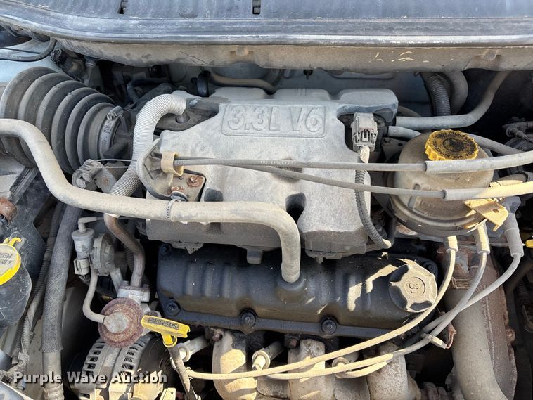 image for item FI0791 2001 Dodge Caravan van