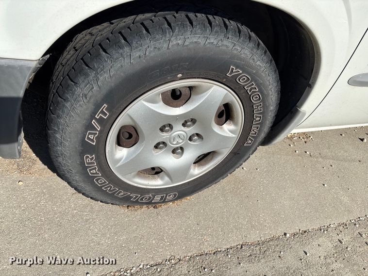 image for item FI0791 2001 Dodge Caravan van