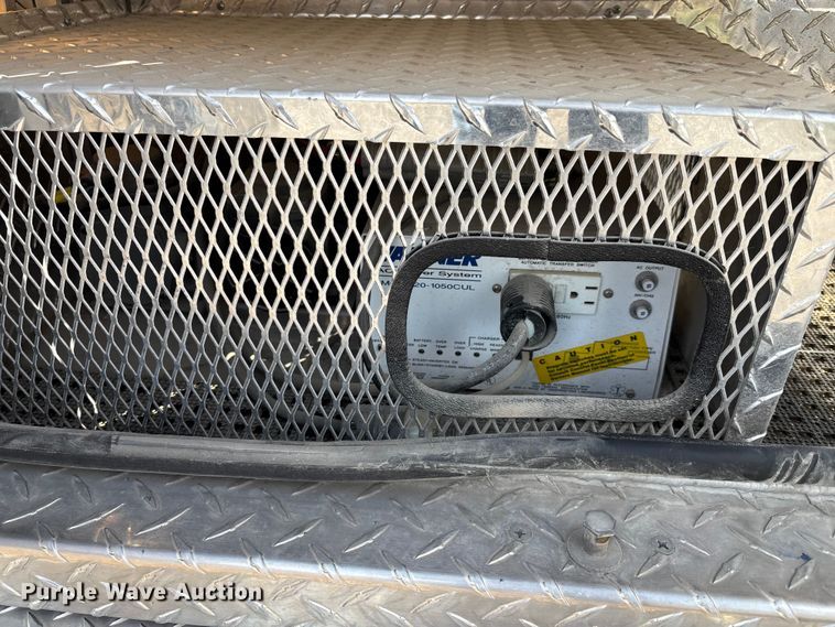 image for item FI0860 2001 Ford E450 ambulance