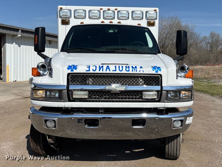 image for item FI0861 2008 Chevrolet C4500 ambulance