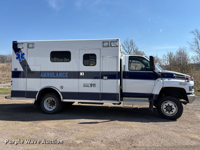 image for item FI0861 2008 Chevrolet C4500 ambulance