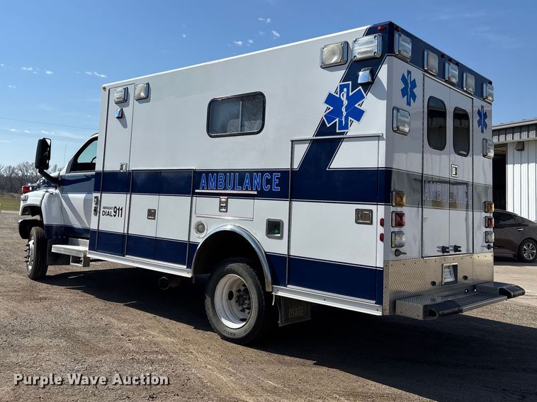 image for item FI0861 2008 Chevrolet C4500 ambulance